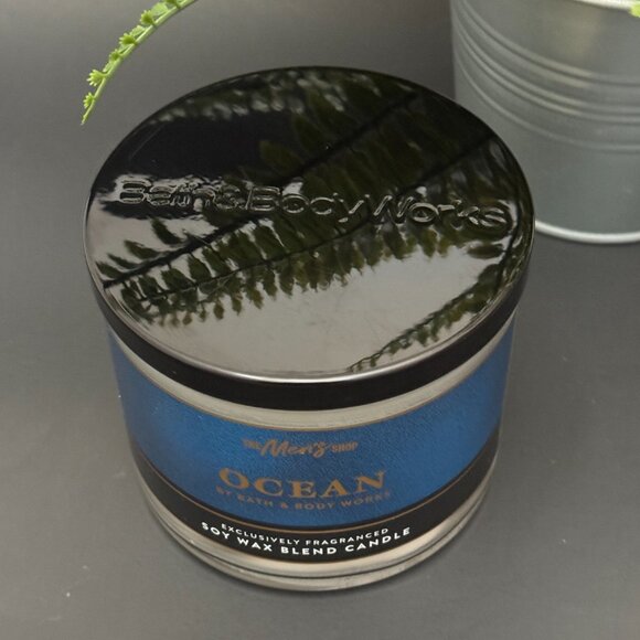 BBW Ocean Bath & Body Works 3 Wick Candle - Picture 5 of 10